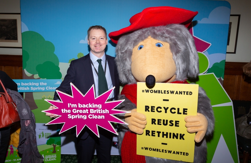 Neil O'Brien MP - litter womble