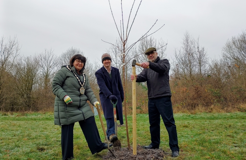 Oadby Brockshill tree planting