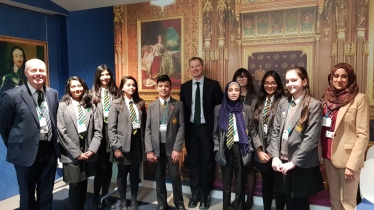 Neil O'Brien MP - Manor High School Oadby