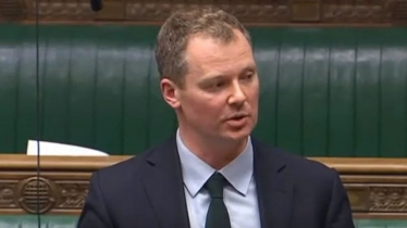 Neil speaking in Parliament